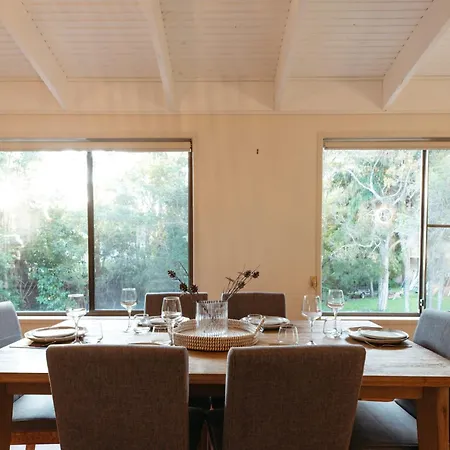 Roderick Beach House Pet Friendly Caloundra Exterior photo